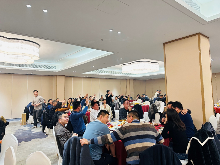前"兔"似錦 共創(chuàng)未來——精效2022年年會圓滿結(jié)束(圖5)